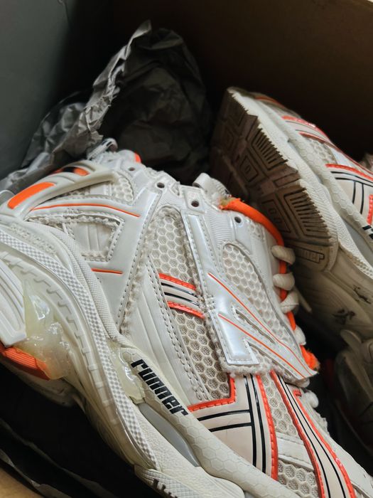 Balenciaga runner
