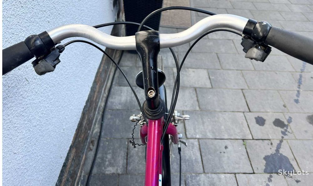 Підлітковий на 24" колесах\ фірма Willer\ На 18 швидкостях\ 120-150см