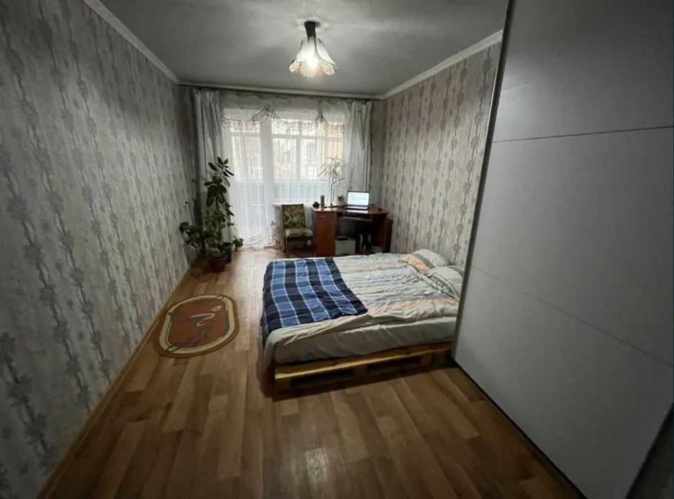 3 кім 70м в багатоповерхівці район БЕРЕЗИНКИ (716302)