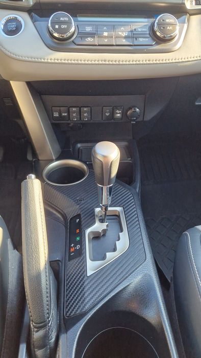 Toyota Rav4 Prestige 2.0 benzyna 4x4