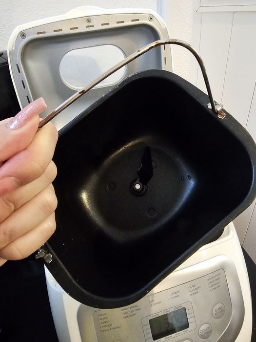 Maquina de pão e outros