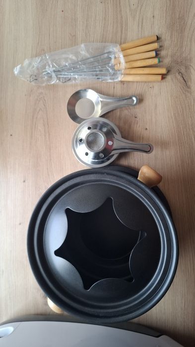 Garnek DO FOUNDE kociołek  do fondue serowe mięsne .czekoladowe