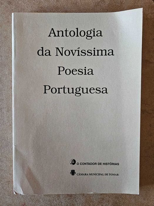 Livro Antologia da Novíssima Poesia Portuguesa