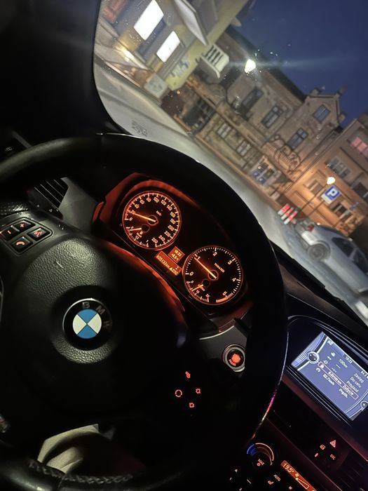 BMW 318d LCI 2010r.