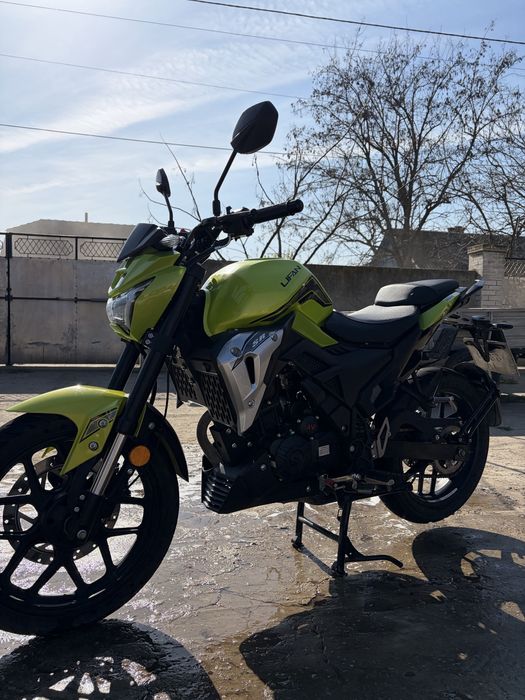 Продам Lifan SR220