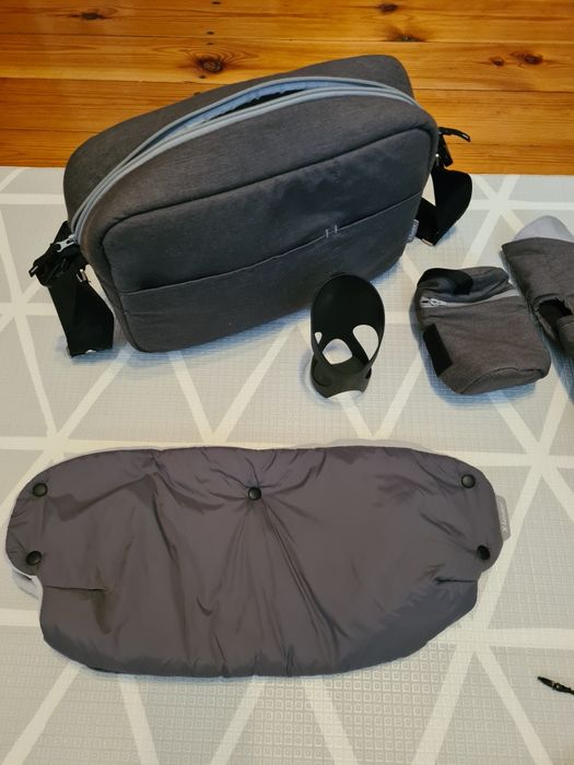 Wózek dziecięcy X-lander X-Move - spacerówka + gondola