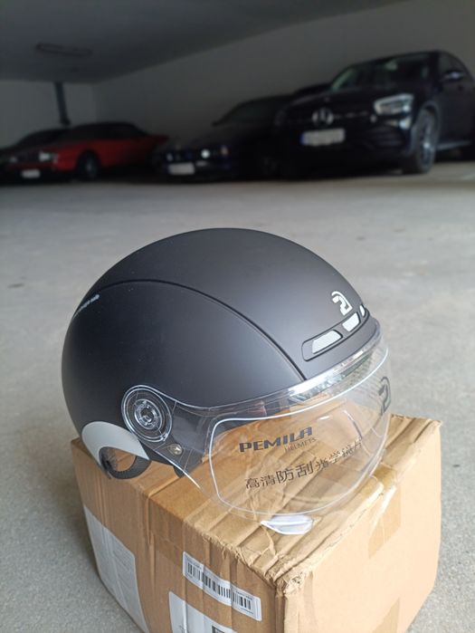 Kask rowerowy z regulowanymi goglami / z otwieraną szybką