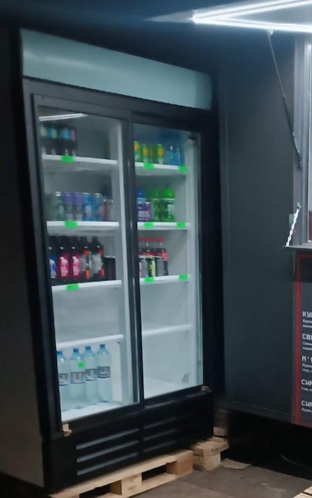 Холодильна шафа.