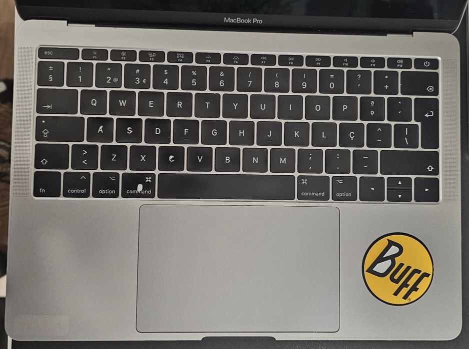 MacBook Pro 13” 2017 i5 16GB 256GB bom estado