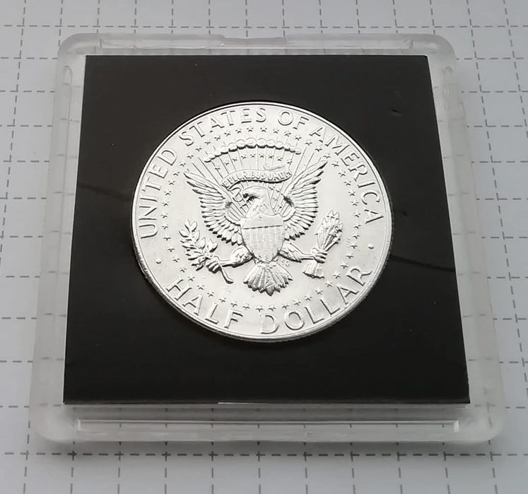 США 1/2 долара 1964р. Кеннеді Півдолара. СРІБЛО. СЕРТИФІКАТ! 900 Проба