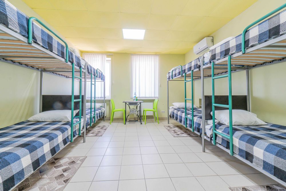 Новий хостел центр Запоріжжя "Файна Птиця" готель