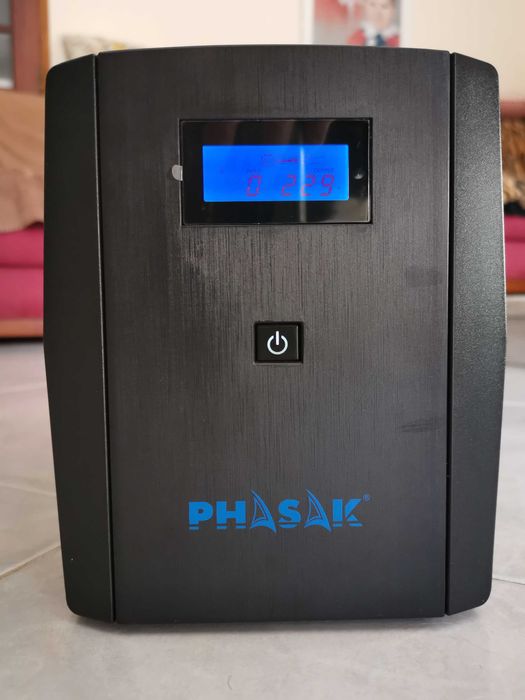 Phasak UPS Interactiva SIRIUS 2260VA PH7322 com Baterias Novas