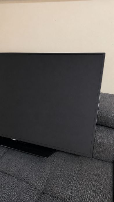 Samsung 48' SmarTV UE48H5203AW  (121 cm)