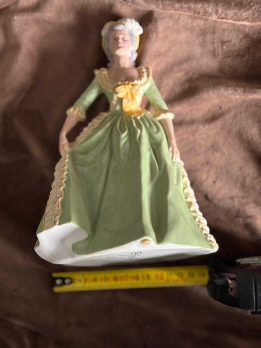 Franklin porcelain figurka Maria Antonina