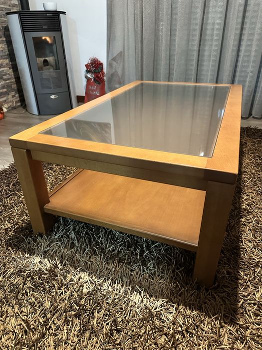 mesa de sala em madeira de cerejeira