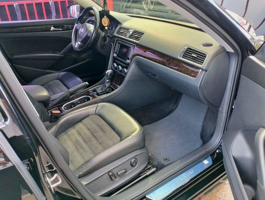 нефарбован  2015 VW PASSAT 2.0tdi АКП Шкіра