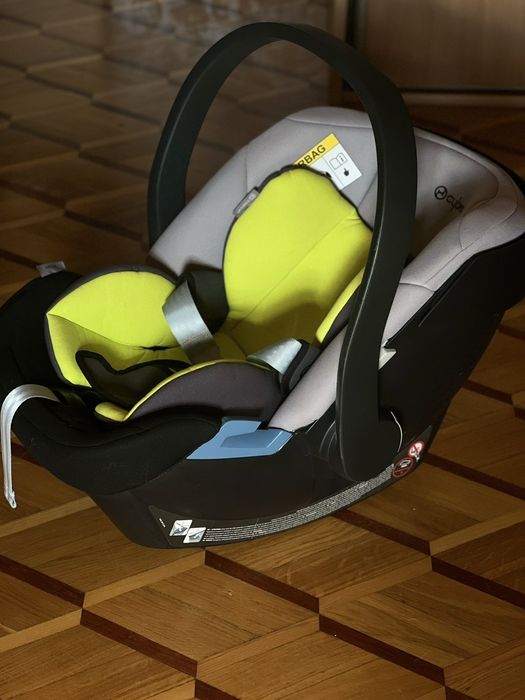 Продам автокрісло-переноску Cybex Aton