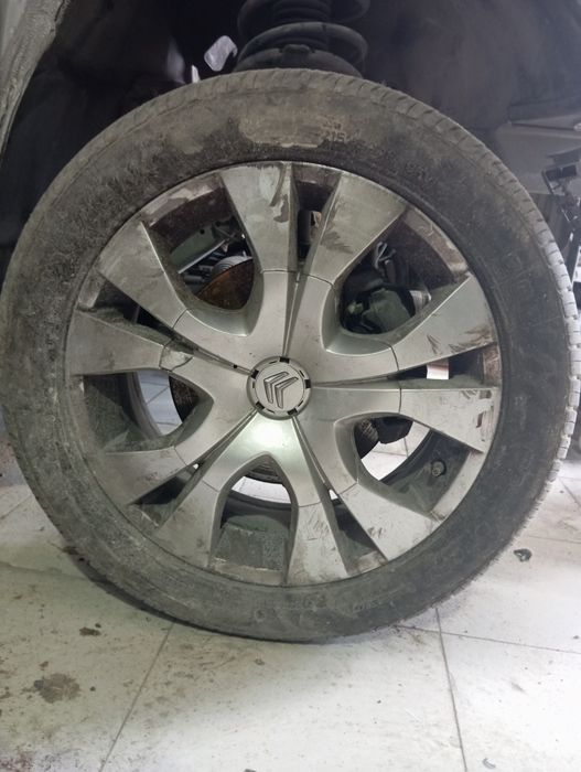 Faróis de Golf 7 e Jantes de citroen Picasso 2008