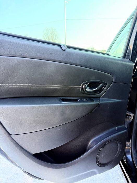 Продам Renault Scenic 3