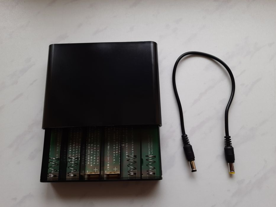 Безперебійник ДБЖ для роутера павербанк під акумулятори 6 шт 18650