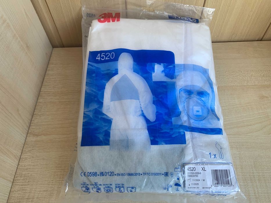 Защитный комбинезон 3М™ 4520
