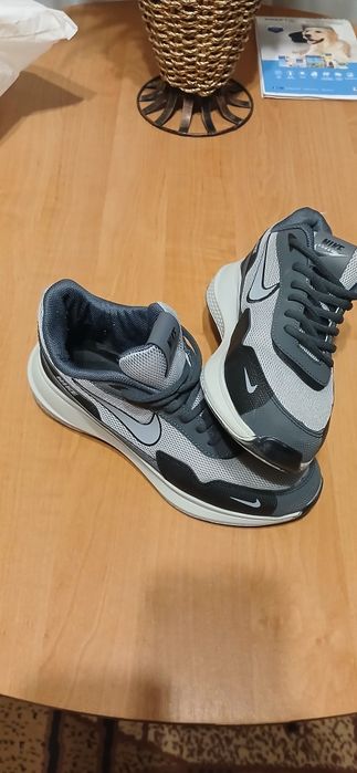 Кросівки чоловічі Nike 40p