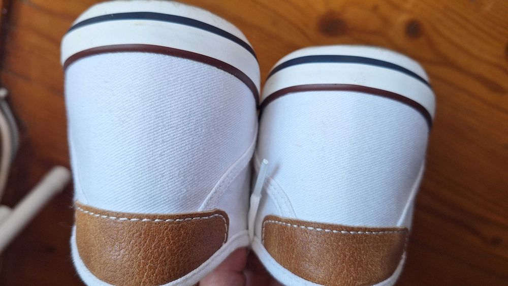 Trampki Mustang białe rozmiar 39