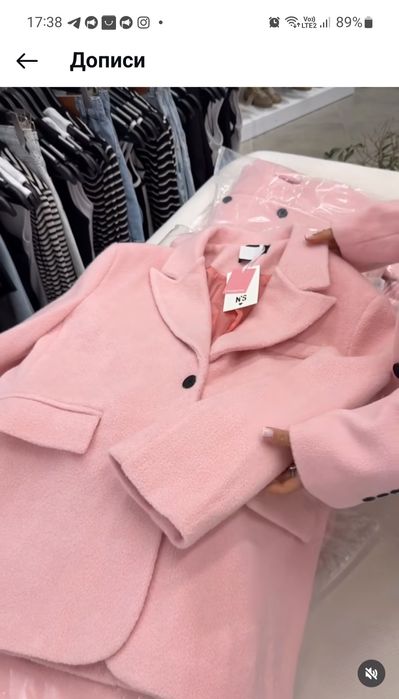 Красивий жіночий жакет