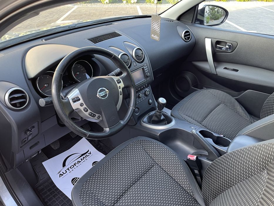 Nissan Qashqai+2