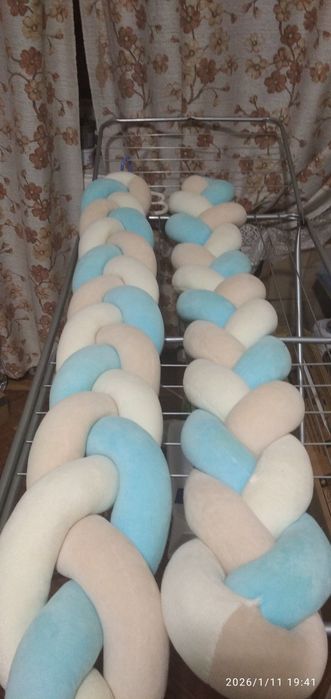 Бортики косички в кроватку