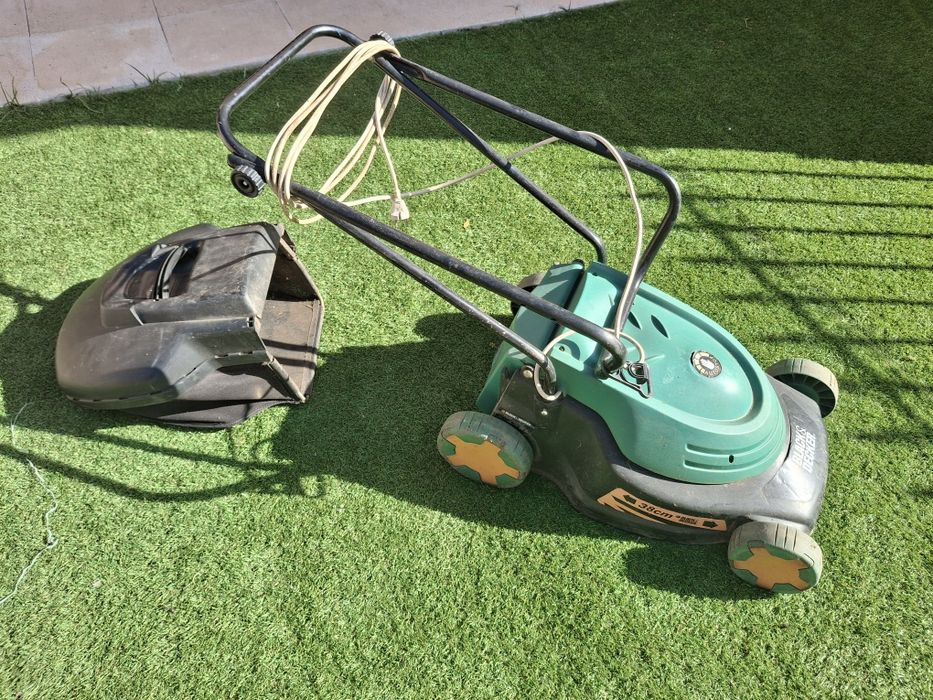 Corta relva Black & Decker