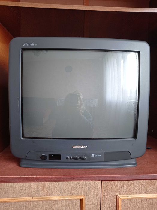 Телевізор Goldstar