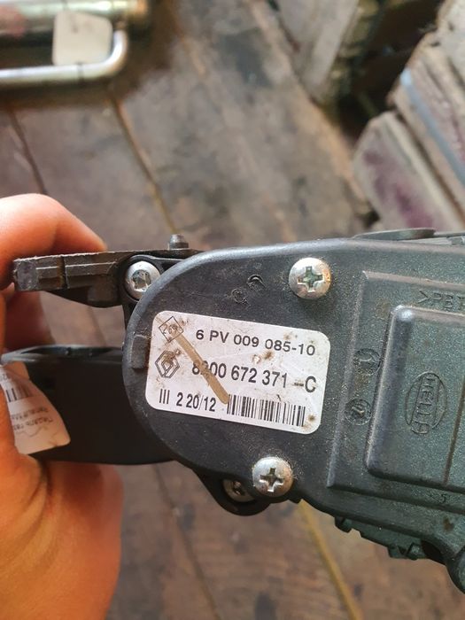 Педаль газу Renault Master 3 2.3 cdi