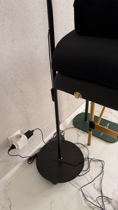Sprzedam lampe do przedluzania rzes Aura Monaco