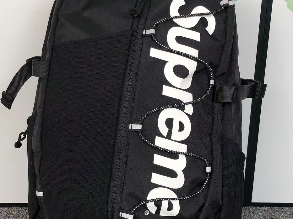 Mochila Supreme nova preta