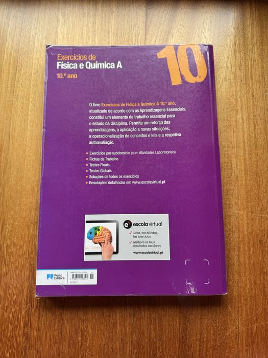 Livro Exercícios de Física e Química 10