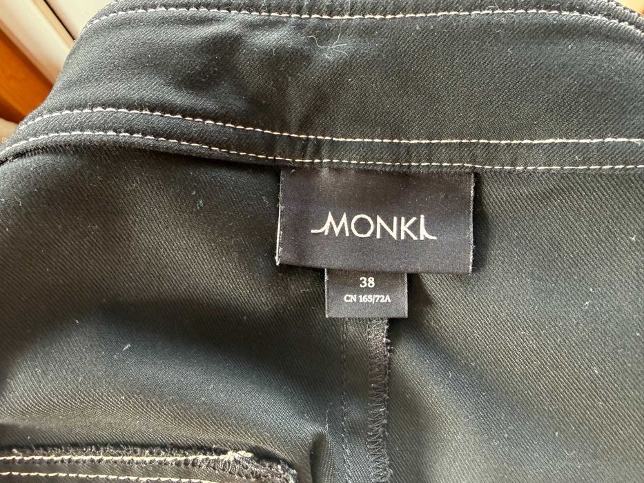 Широкі чорні брюки Monki