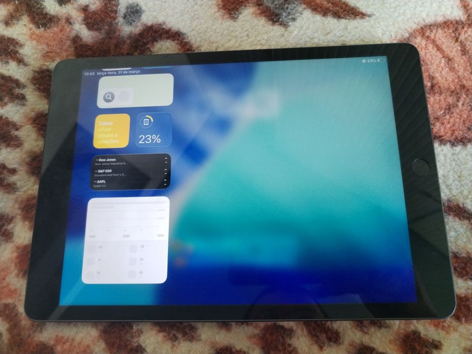 Vendo iPad 9°geracao com entrada de cartão de chamada