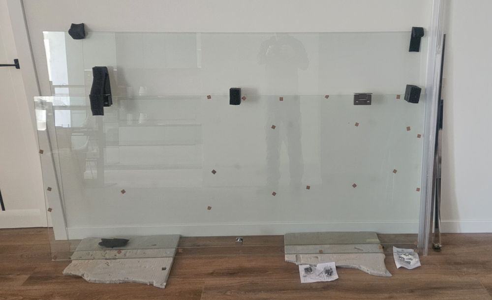 Продам нову душову кабіну Marin.