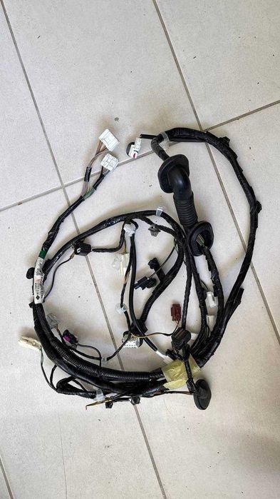 używany zestaw naprawczy klapy tylnej Mitsubishi Outlander 4 IV PHEV