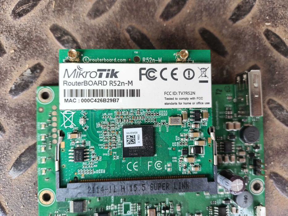 Проводной маршрутизатор (плата)  MikroTik RouterBoard RB433GL