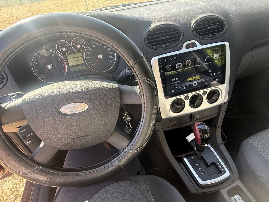 Ford Focus Universal