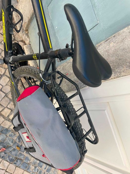 Bicicleta em OLHAO BTT Merida 26" em bom estado + Alforge incluído