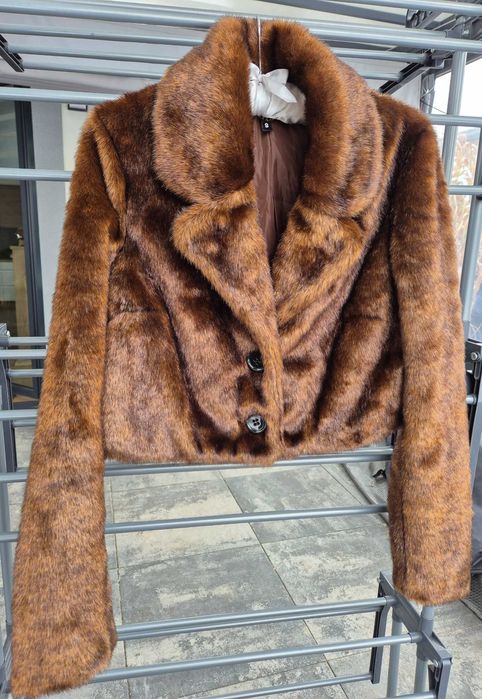 Piękne,  brązowe futerko