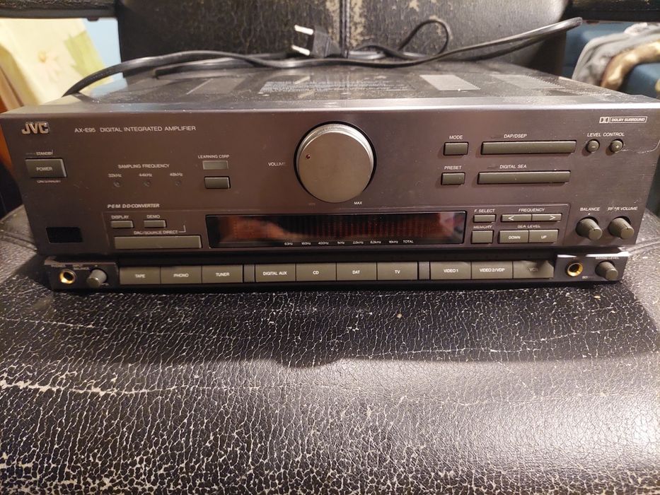 Wzmacniacz JVC AX-E95 + Amplituner Philips FR 986 – zestaw po dziadku