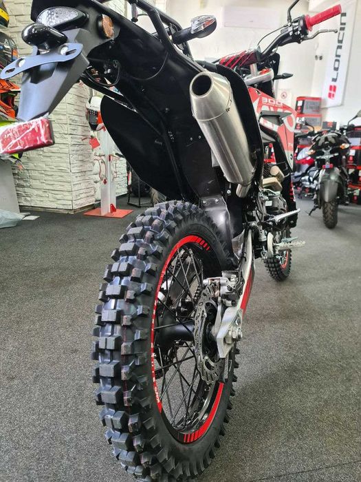 Мотоцикл Kayo T4 ROAD 300сс!