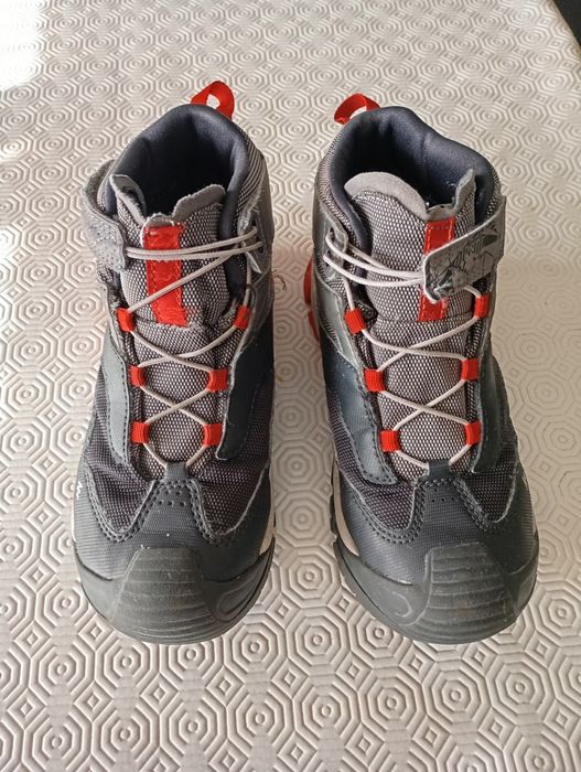 Calçado menino caminhada