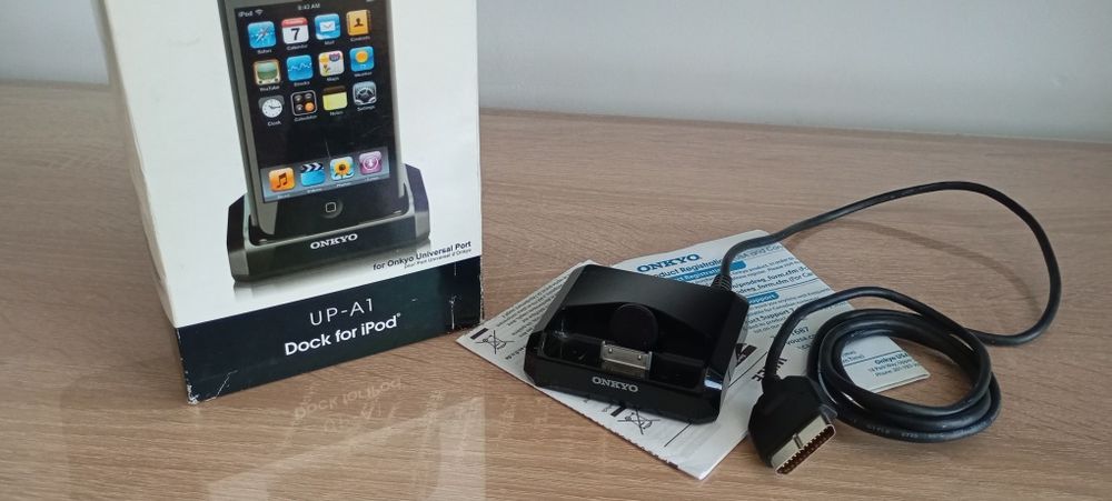 Докстанция от Onkyo для iPod/iPhone