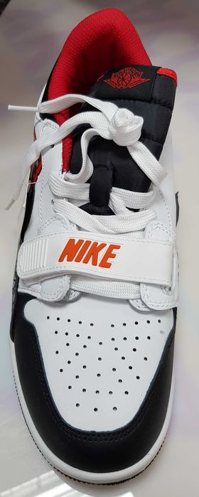 Кроссовки мужские .крутой бренд. 42 размер