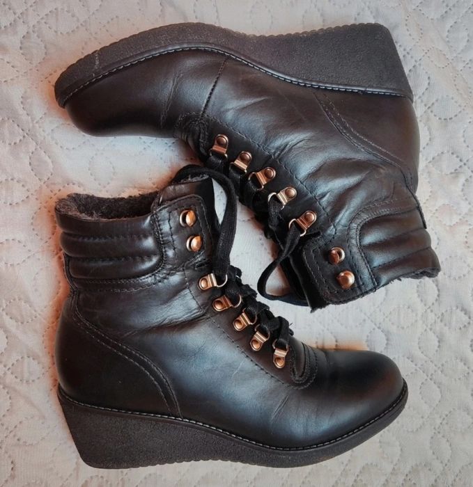 Zimowe ocieplane buty skórzane 39 CCC stan świetny